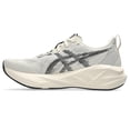 thumbnail image 4 of Zapatillas de running ASICS NOVABLAST 5 para hombre, Oatmeal/Black, talla 10, 4 of 9
