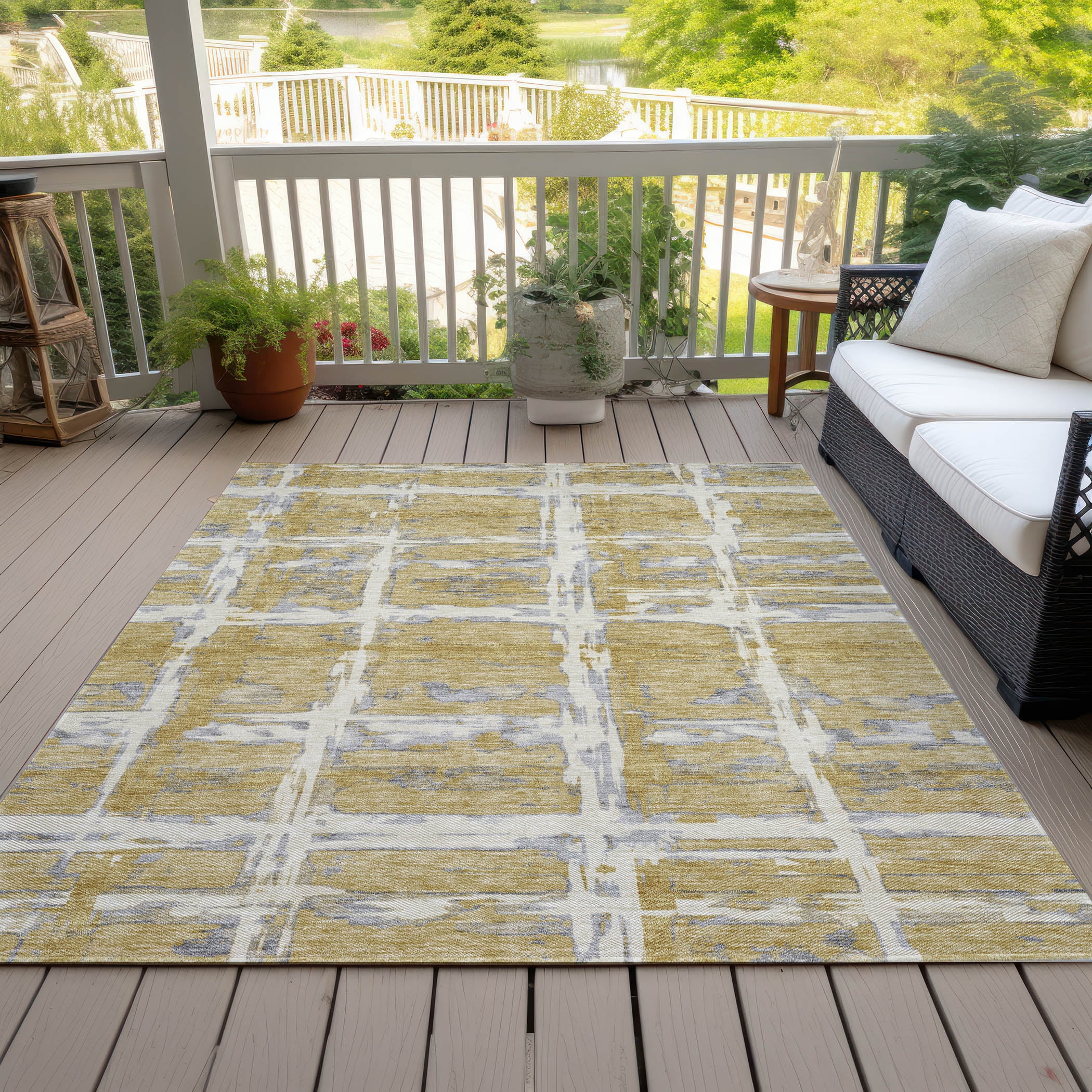 Addison Rugs Chantille Indoor/Outdoor Transitional Stripes Gold Washable Rectangle Rug, 8' x 10'