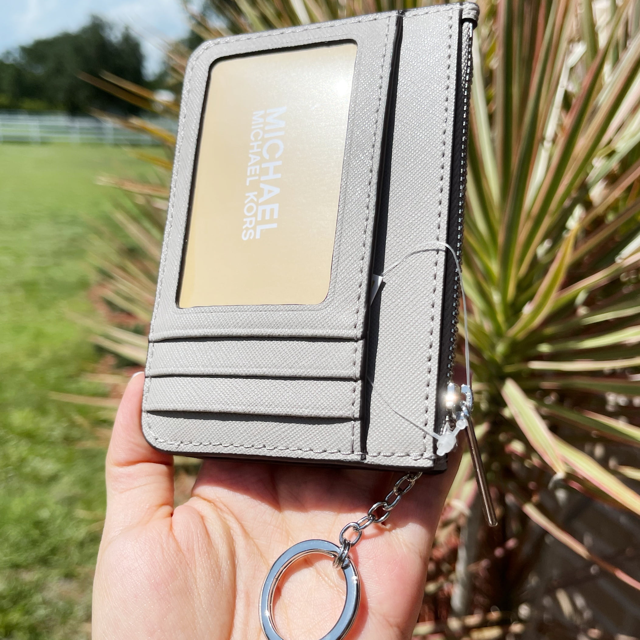 【猫猫♡】MichaelKors CARD HOLDER 猫猫♡】MichaelKors CARD HOLDER Logo Wallet and Key Chain