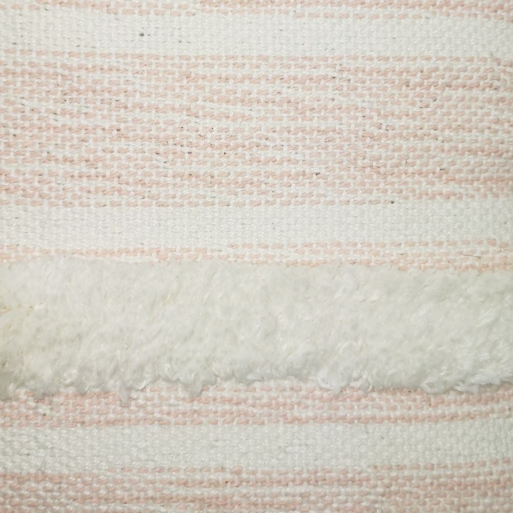 Coussin décoratif à pompons de hometrends