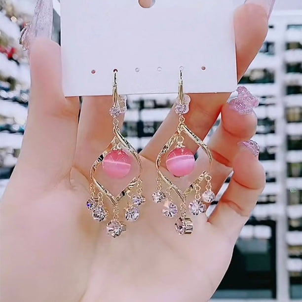 Fiudx Pendientes de Viento Frío, Diseño Único de Cadena Larga, Elegantes Joyas de Aleación de Aluminio, Cómodos para Orejas Sensibles, Un Gran Regalo para Cualquier Ocasión, Accesorio de Moda para Mu
