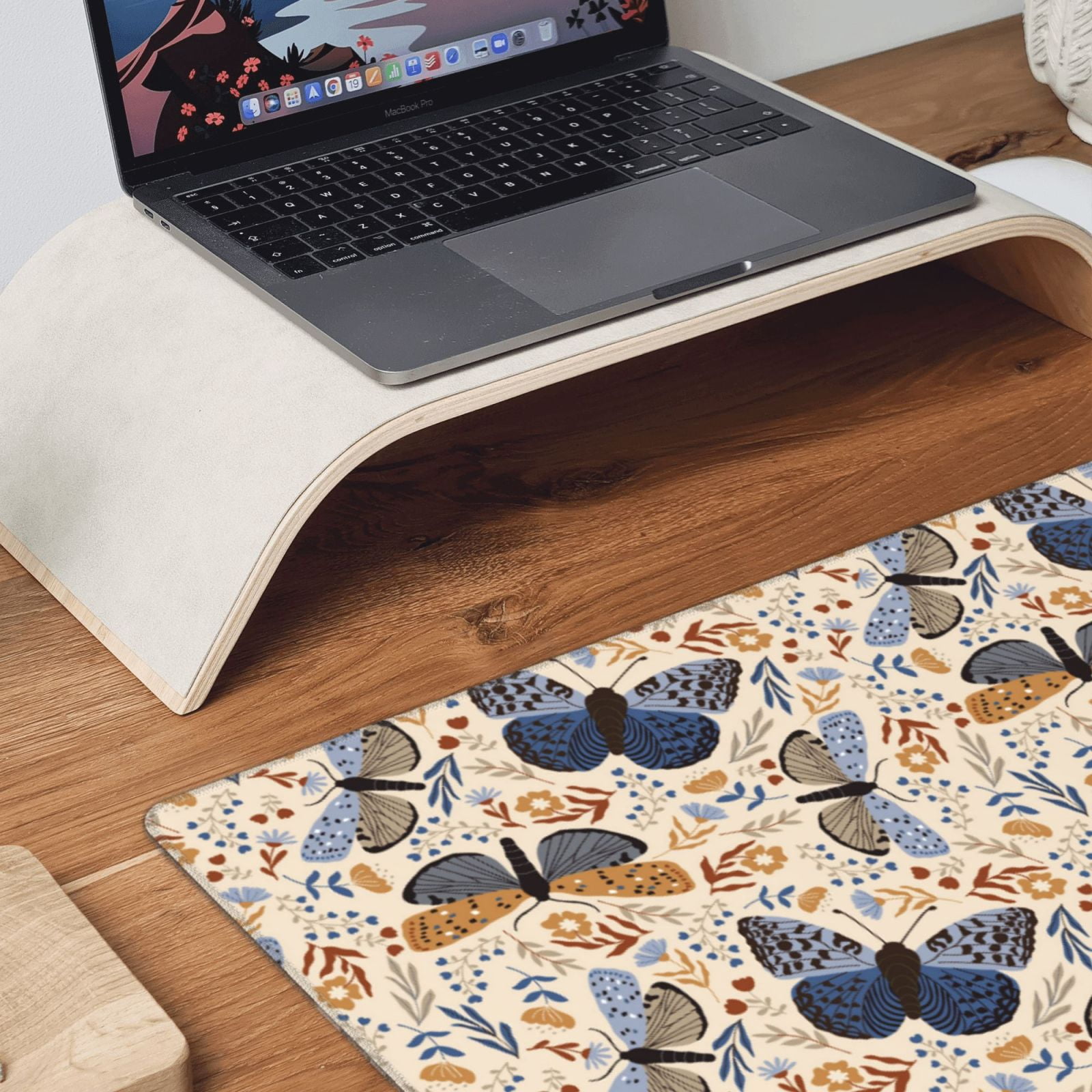 Naloa Butterflies Gaming Mouse Pad Large Mouse Mat Long Extended Desk Pad Non-Slip Rubber Mice Pads Stitched Edges Thin Pad (16x29.5 Inch)