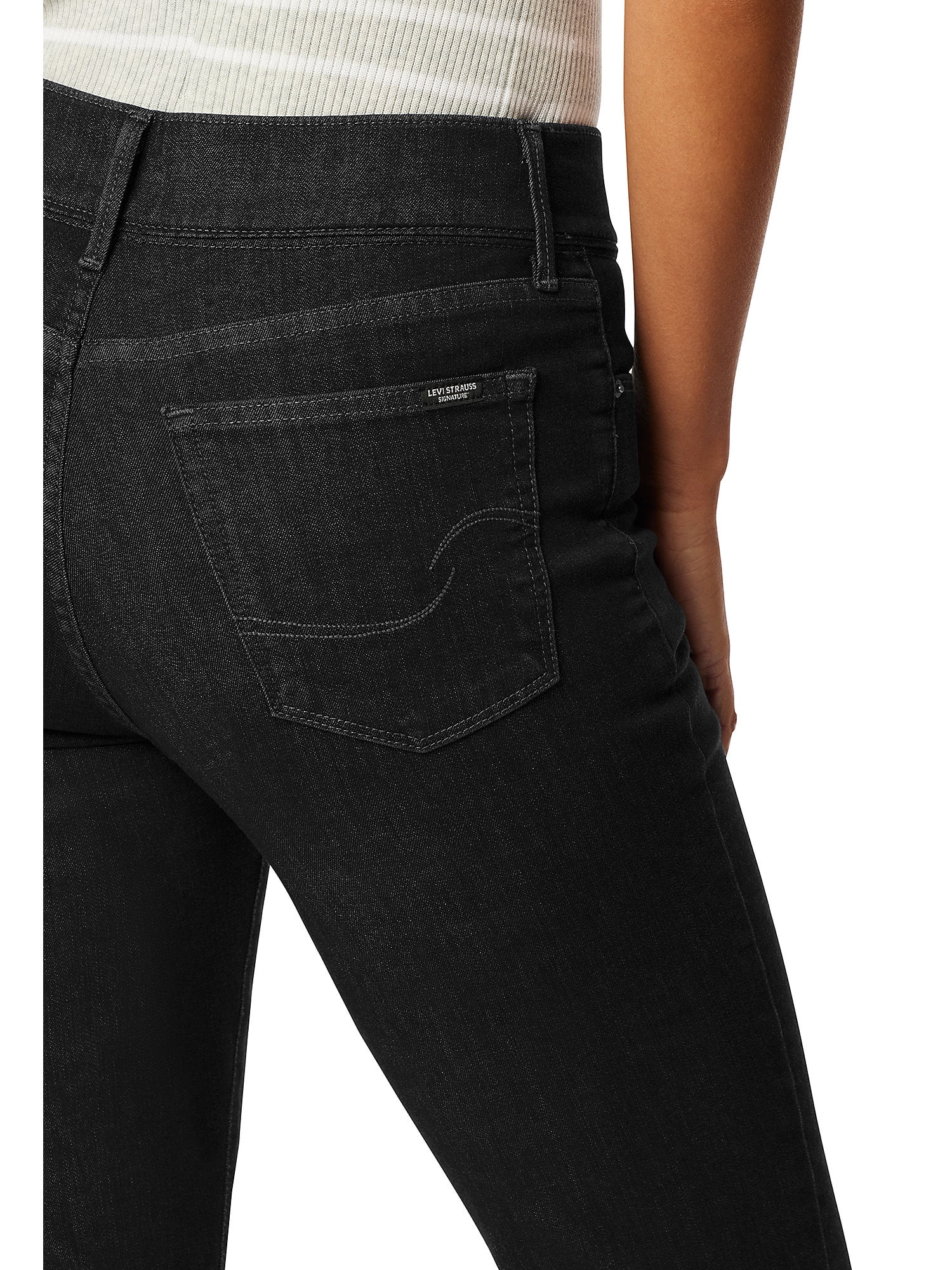 Levi Strauss Signature Women's and Women's Plus Shaping Perfect Pull On Straight Jeans, Sizes 2-20