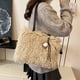 thumbnail image 3 of GEEK - Nuevo bolso de hombro de invierno para mujer, suave y esponjoso, de piel sintética, de felpa, informal, con cremallera, cuadrado y peludo, tipo mensajero urbano, 3 of 5