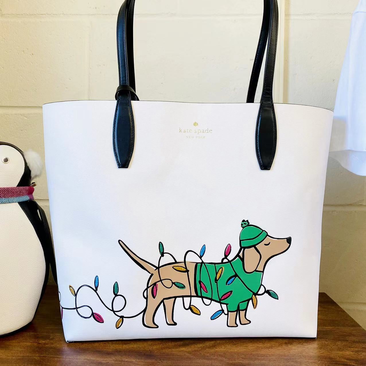 Kate Spade K9368 Claude Large Dachshund Tote In Multi