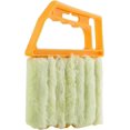 thumbnail image 1 of Cepillo de limpieza para persianas venecianas, cepillo de limpieza de microfibra, herramienta de limpieza portátil para el hogar con 7 persianas para ventilador de toldo ShuxiuWang 8390606114778, 1 of 1