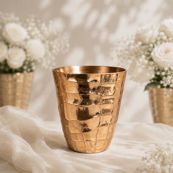 Efavormart 6 Pack Gold Hammered Planter Pots 5.5" – Indoor Decorative Plastic Plant Pots for Succulents, Flowers & Herbs