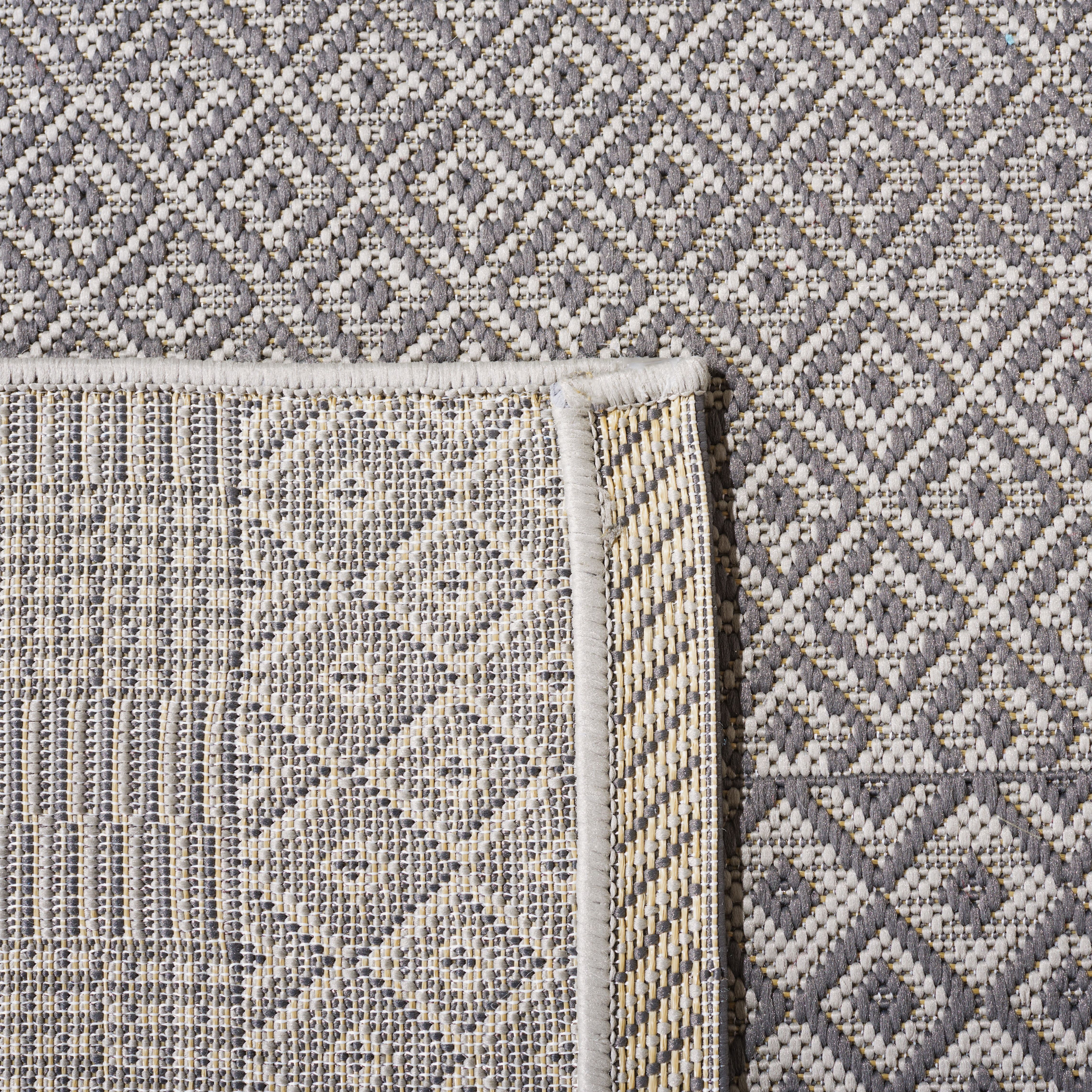 Safavieh Courtyard Naomi Geometric Indoor/Outdoor Area Rug, Brown/Gray, 5'3" x 7'7"