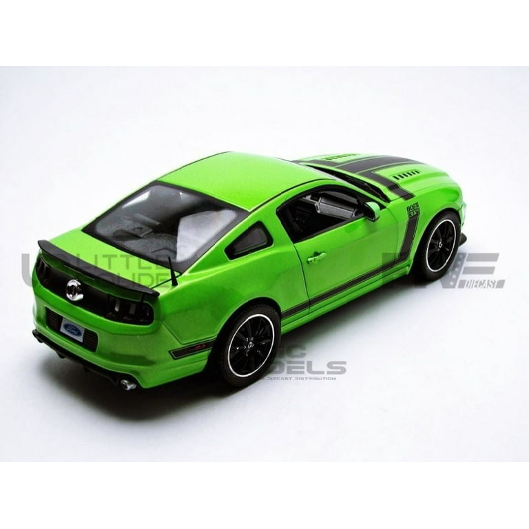 2013 Ford Mustang Boss 302 Green with Black Stripes 1/18 Diecast