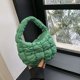 thumbnail image 1 of Bolso plisado de diseño, mini bolso de nube, bolso de mano de moda Dongdaemun que combina con todo, 1 of 6