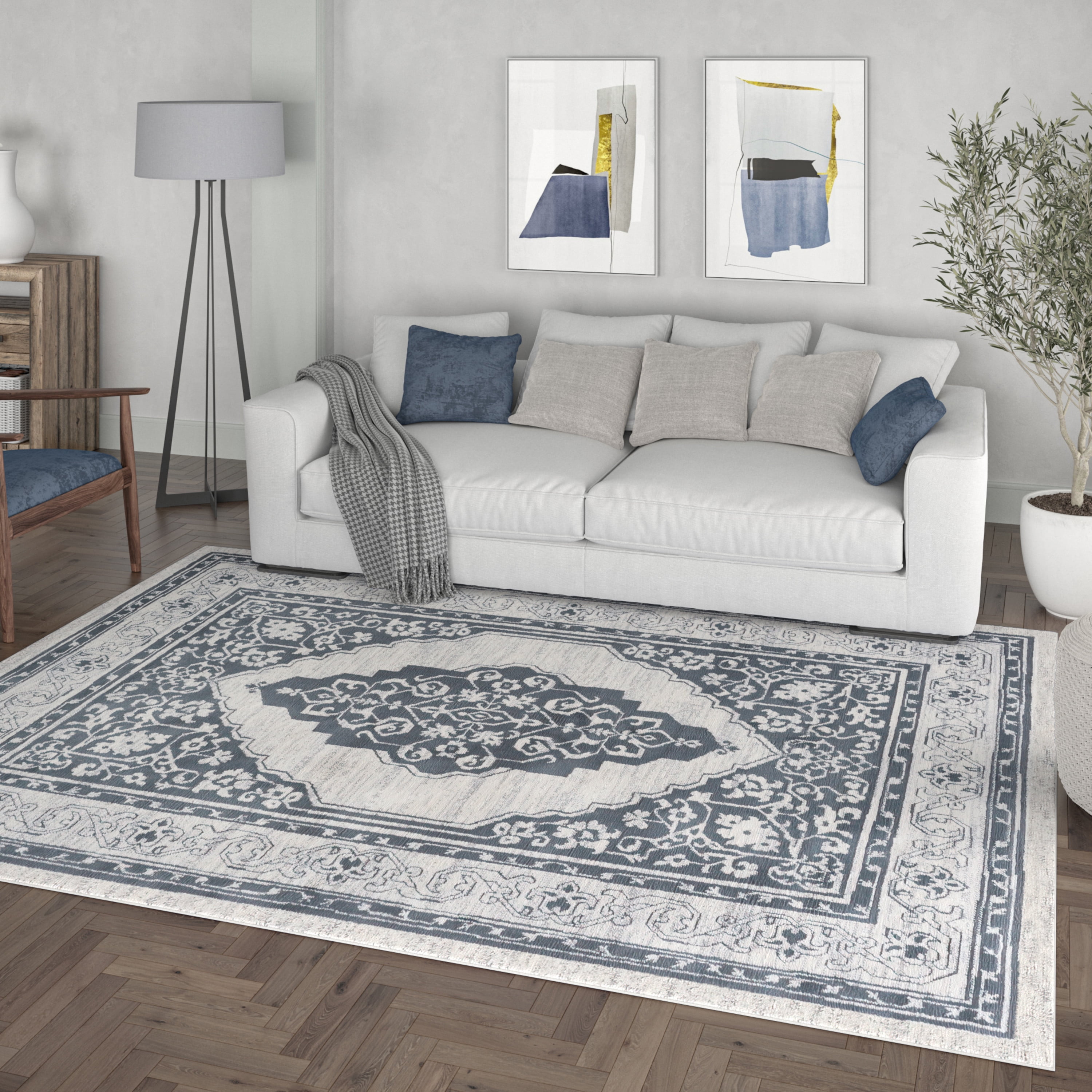 Madison Traditional 9' x 12' Gray and Cream Polypropylene Indoor Area Rug