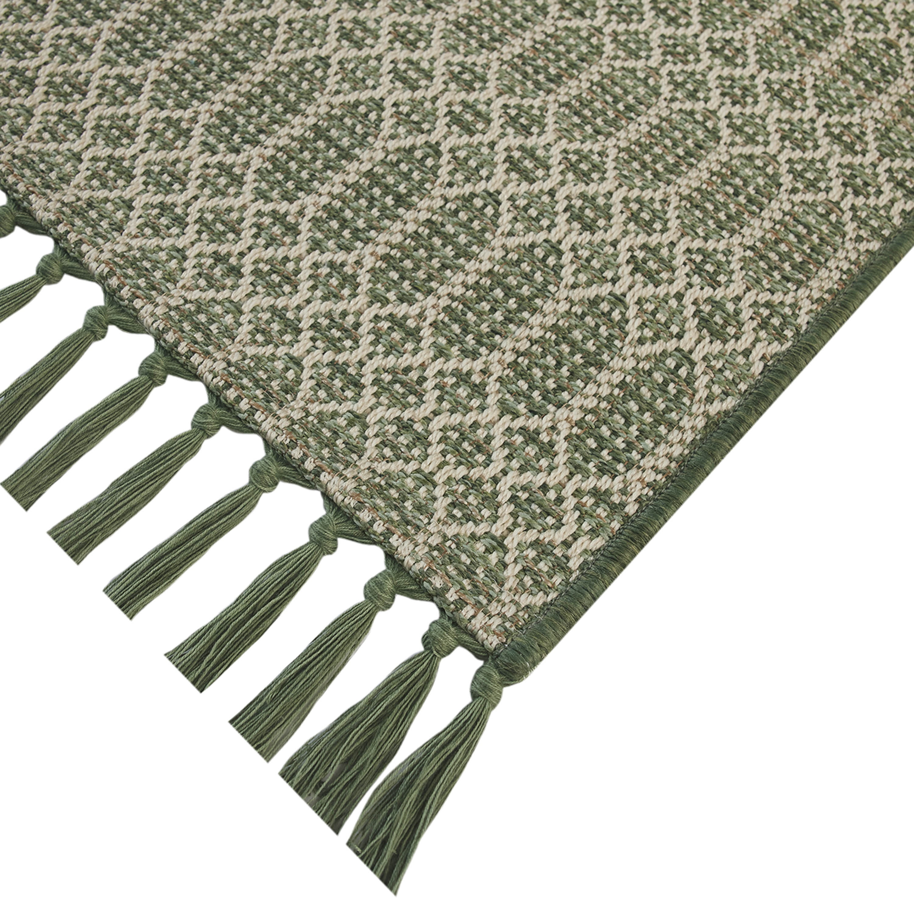 Better Homes & Gardens 7'x10' Green Tassel Outdoor Rug