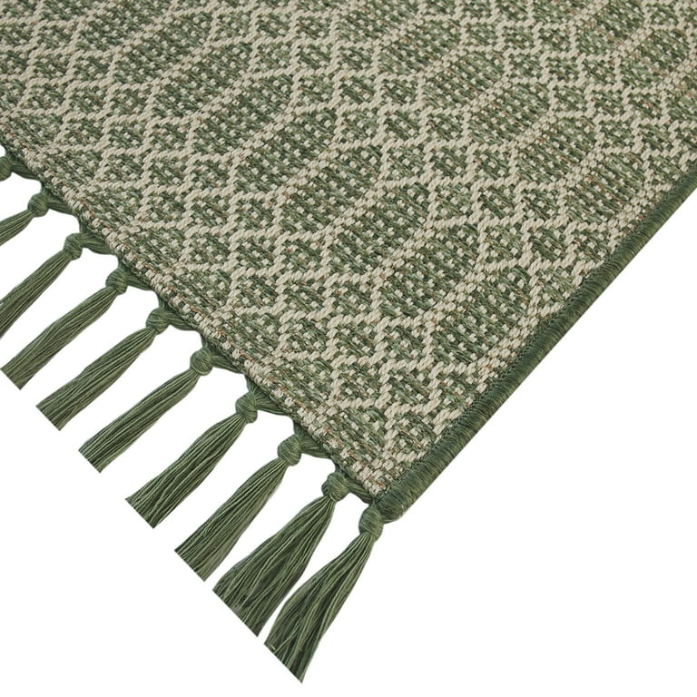 Better Homes & Gardens 5’x7’ Green Tassel Outdoor Rug