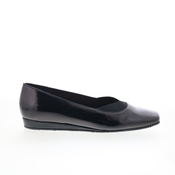 SoftWalk Adult Womens Viana Ballet Flats