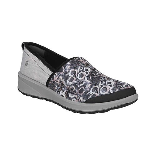 bzees slip on