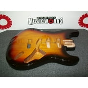Allparts Fender Licensed Strat Body, Alder, 3-TONE SUNBURST, #SBF-3SB