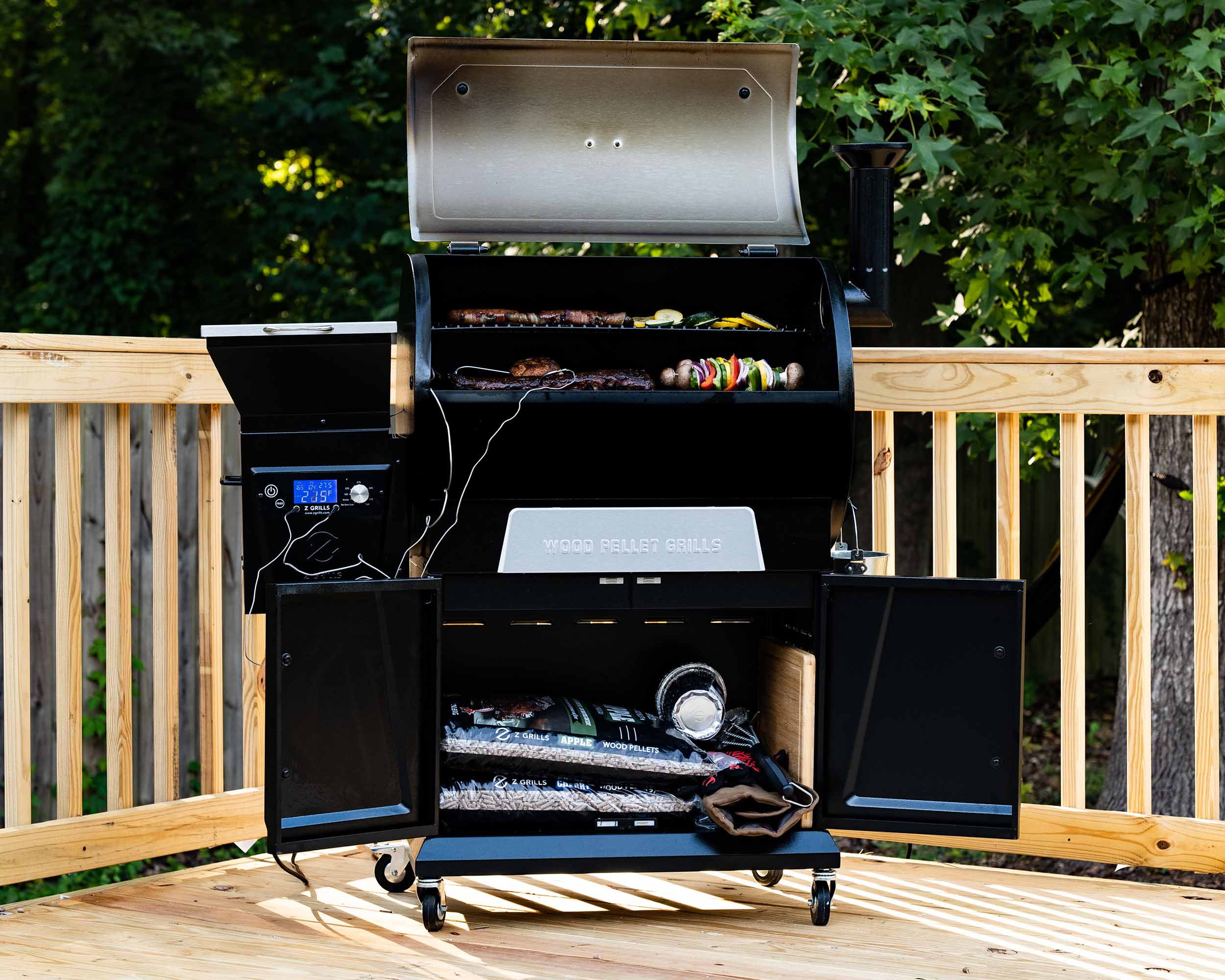 48 BBQ Smoker Wood Pellet Grill Z Grills Finish: Black