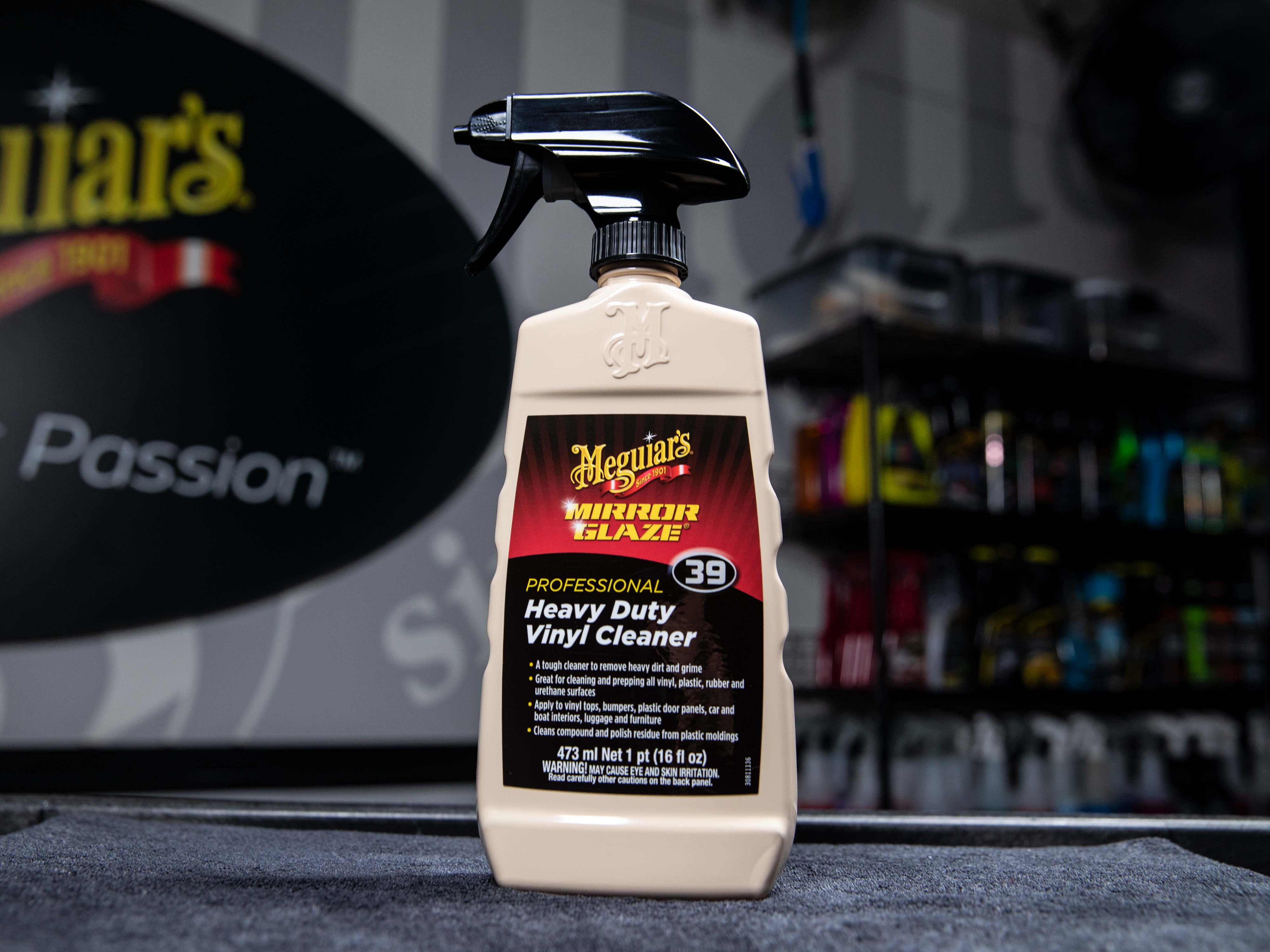 Meguiar's M39 Mirror Glaze Heavy Duty Vinyl Cleaner, M3916, 16 Oz ...