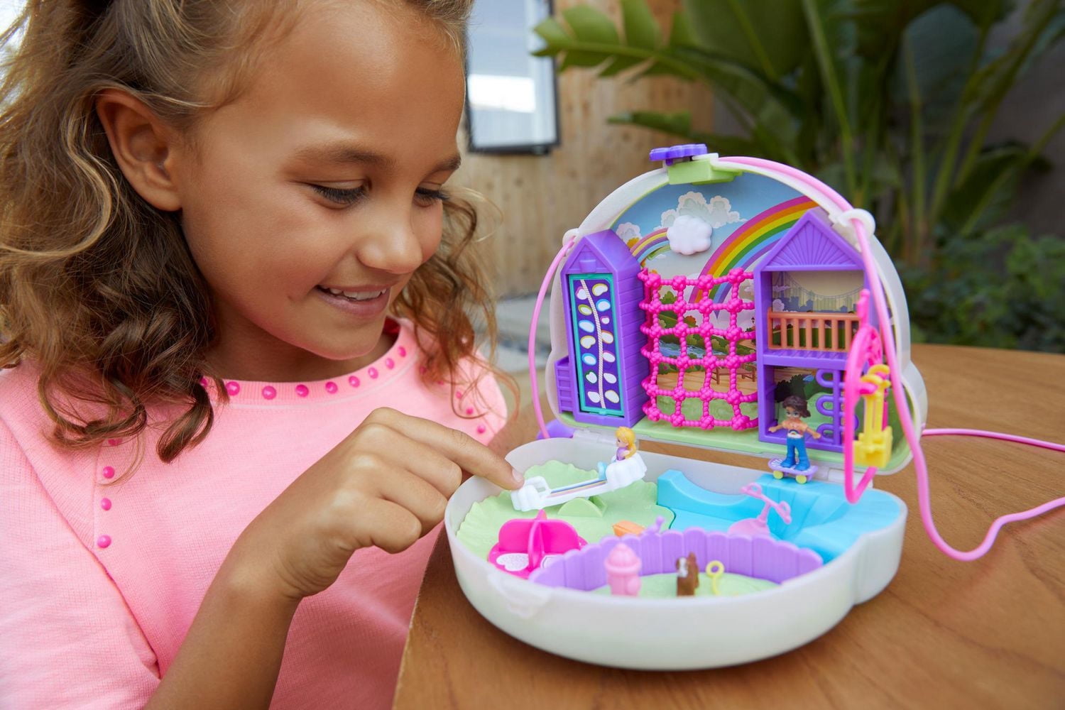 ​​​Polly Pocket Rainbow Dream Wearable Purse Compact