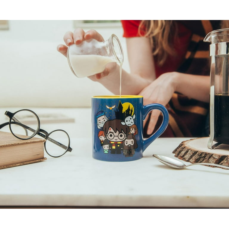 GRAPHICS & MORE Harry Potter - Taza de café de cerámica con personajes  Chibi Hermione, novedosas tazas de regalo para café, té y bebidas  calientes, 11