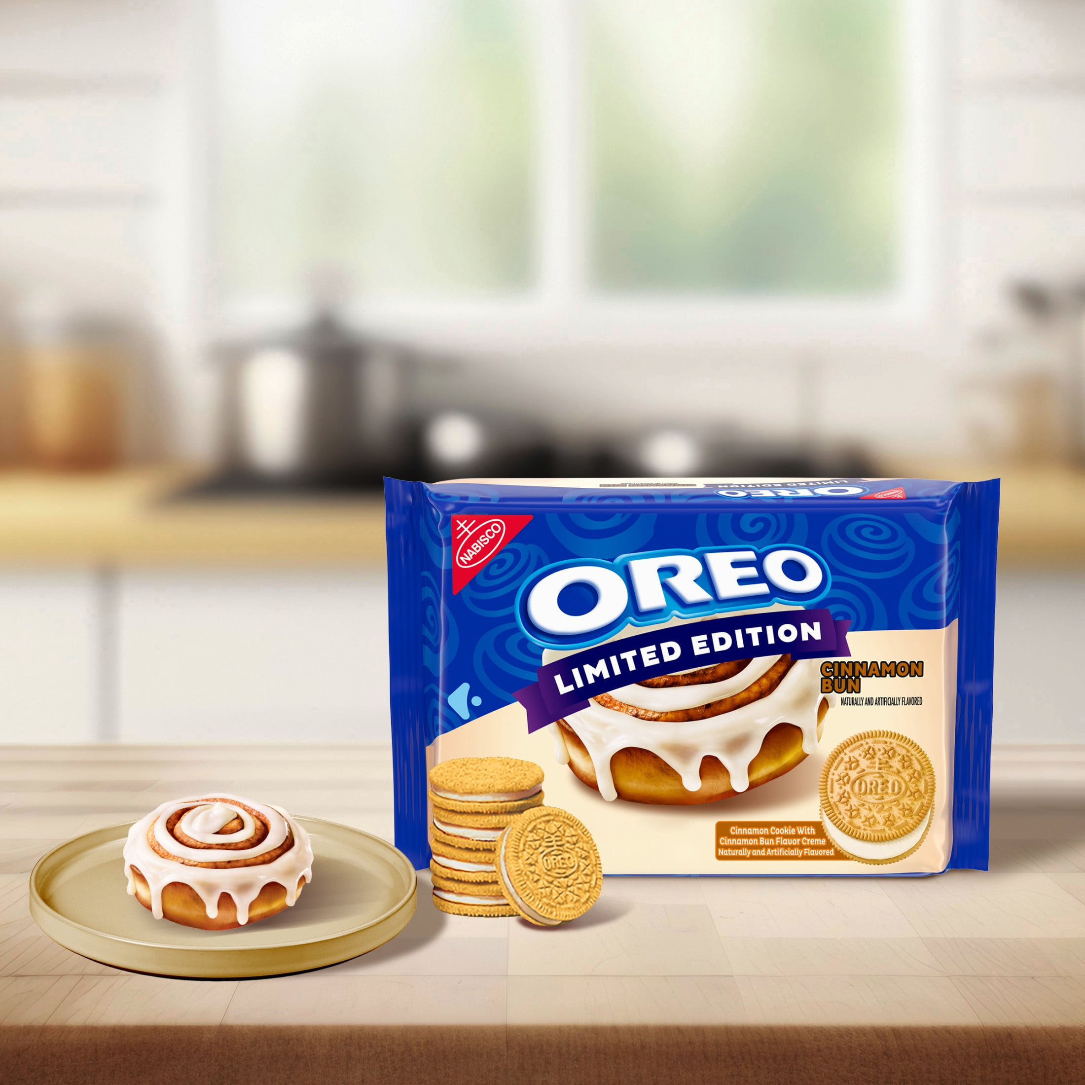 OREO Cinnamon Bun Sandwich Cookies, Limited Edition, 10.68 oz