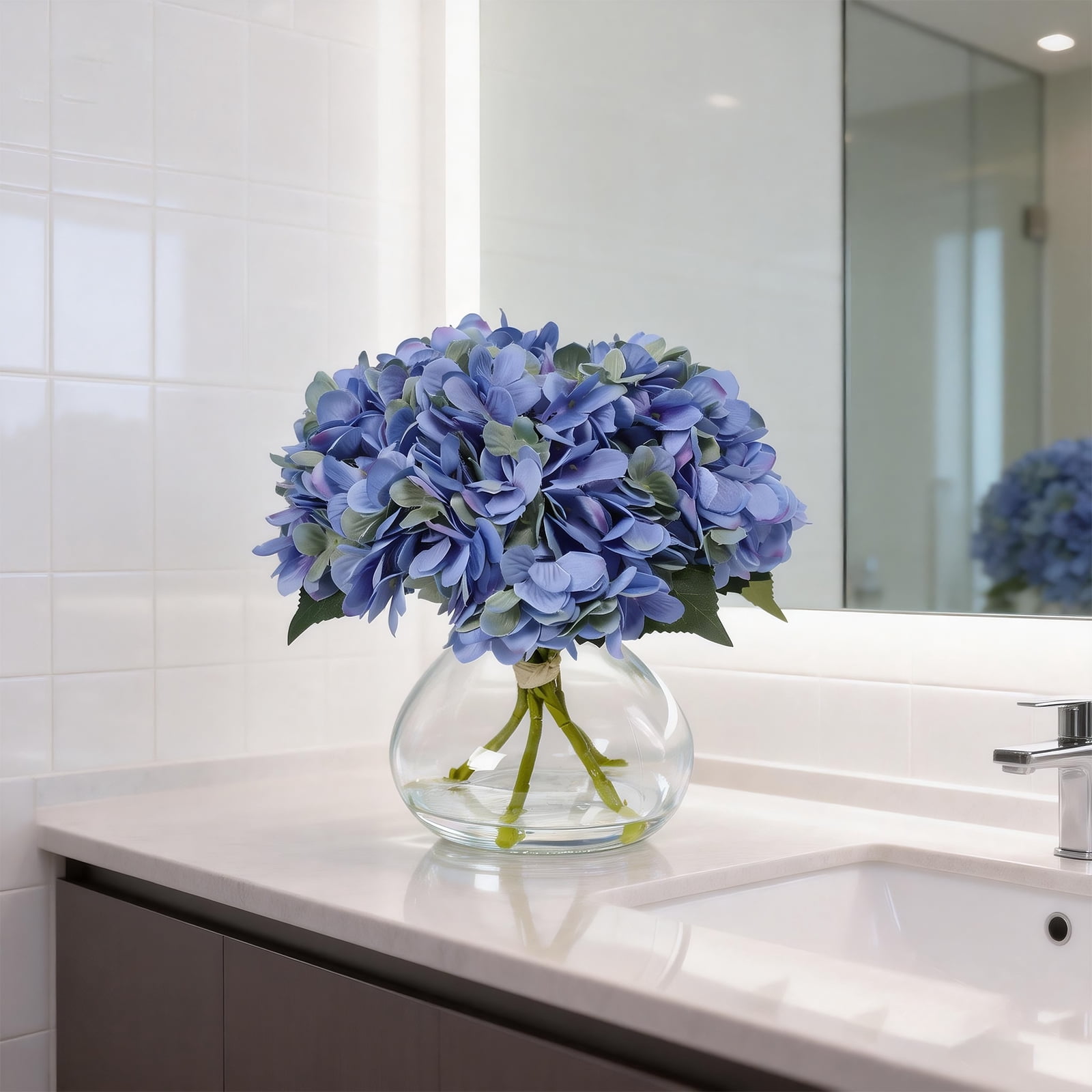 1PC Hydrangea Artificial Flowers-Hydrangea Artificial Flower Arrangement in Clear Glass Vase, Faux Hydrangea Bouquet with Realistic Water – Table Centerpiece for Home Decor,Blue