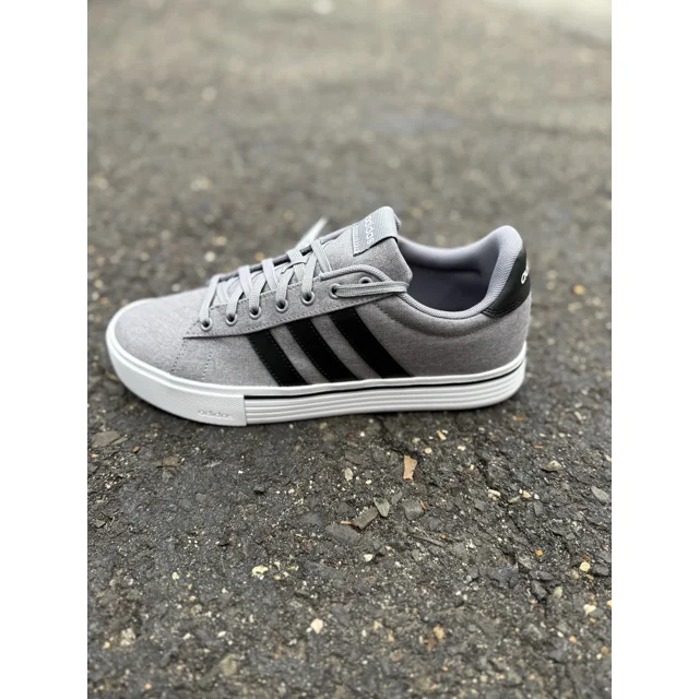 Ad-id-as Men’s Daily 4.0 Gray & Black Skateboarding Shoes IF4493