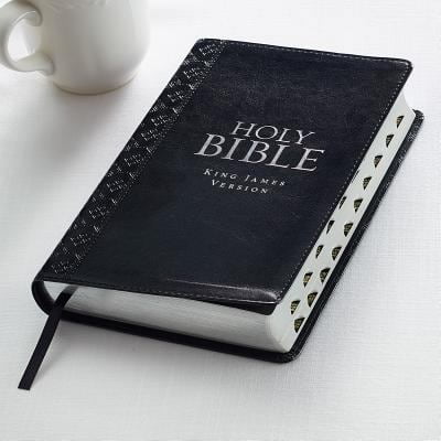 Pre-Owned KJV Standard Size Thumb Index Edition: Black (Imitation Leather) 1432105469 9781432105464