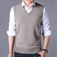 thumbnail image 3 of Chalecos de punto de otoño e invierno para hombre, chaleco holgado de punto con cuello en V, elegante Y2k, barato, suave, de alta calidad, suéter abierto para hombre, 3 of 5