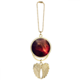 thumbnail image 1 of Porte-clés de Voiture Motif Illustration Nébuleuse Rouge Brillant Angel Pendentif Aile, 1 of 4