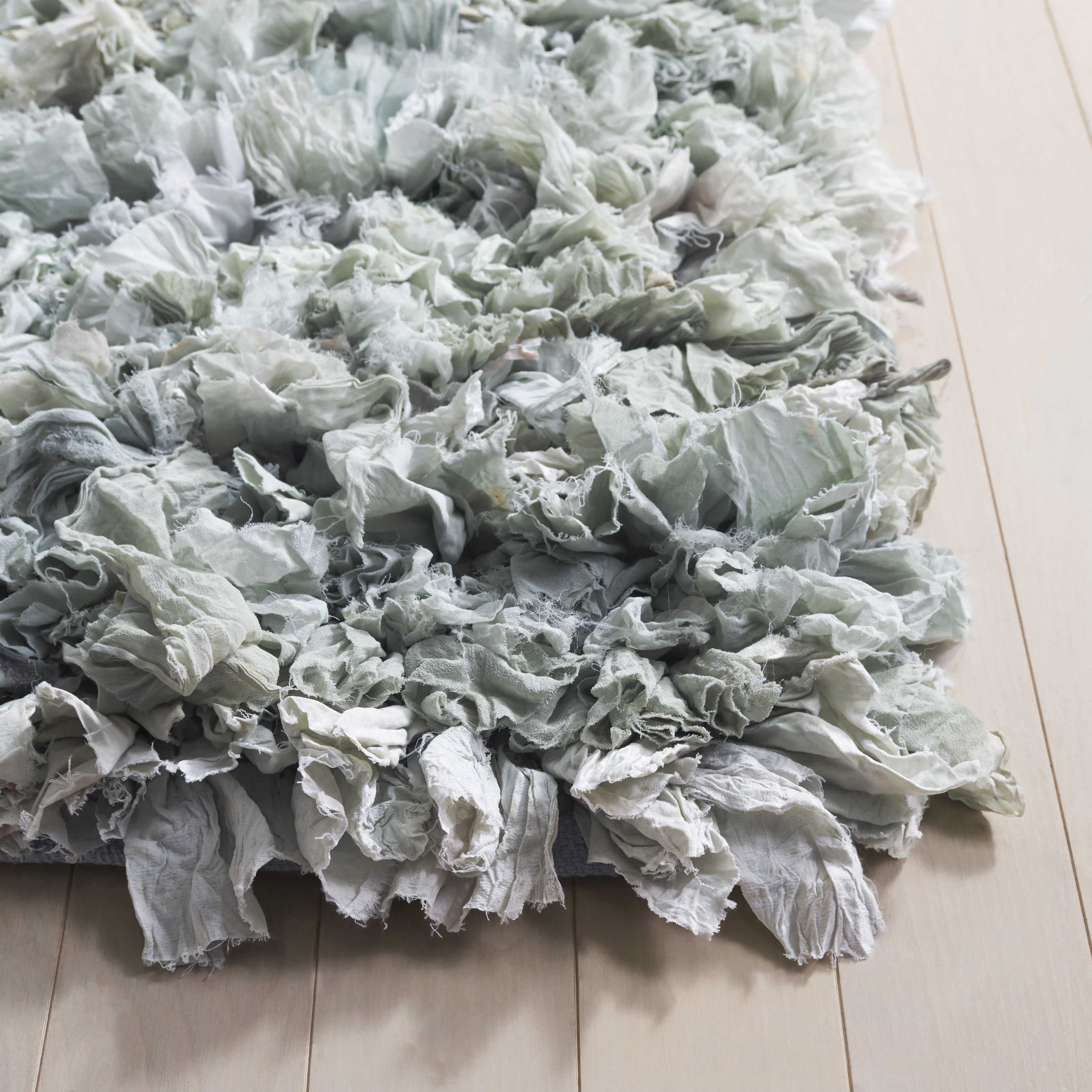 SAFAVIEH Rio Dallas Geometric Polyester Shag Area Rug, Light Green, 6' x 6' Square