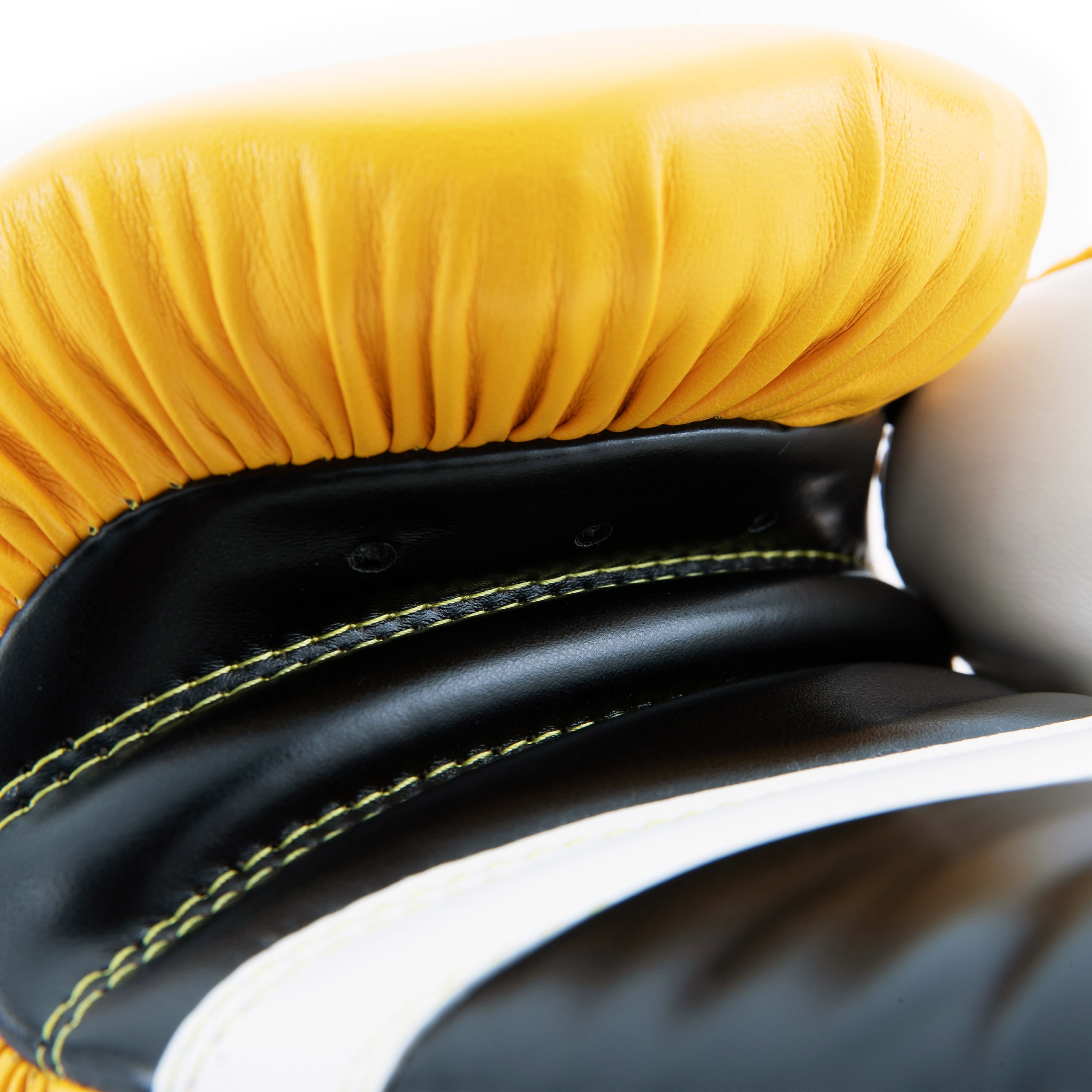 UFC Fitness Training Gloves - 16oz, Yellow - Durable Cardio Boxing Gloves, Ideal for Bag Work, Mitts, Kickboxing & Home Fitness