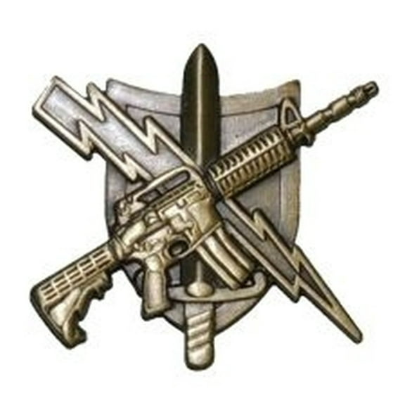 Hero's Pride CENTER MASS® Qualification Pin – 1.25" Antique Gold Finish, Uniform Accessory