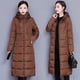 thumbnail image 4 of Chaqueta de algodón para mujer, chaqueta de plumón de algodón, talla mediana a larga, chaqueta de gran tamaño, chaqueta gruesa de algodón, estilo largo por encima de la rodilla, 4 of 5