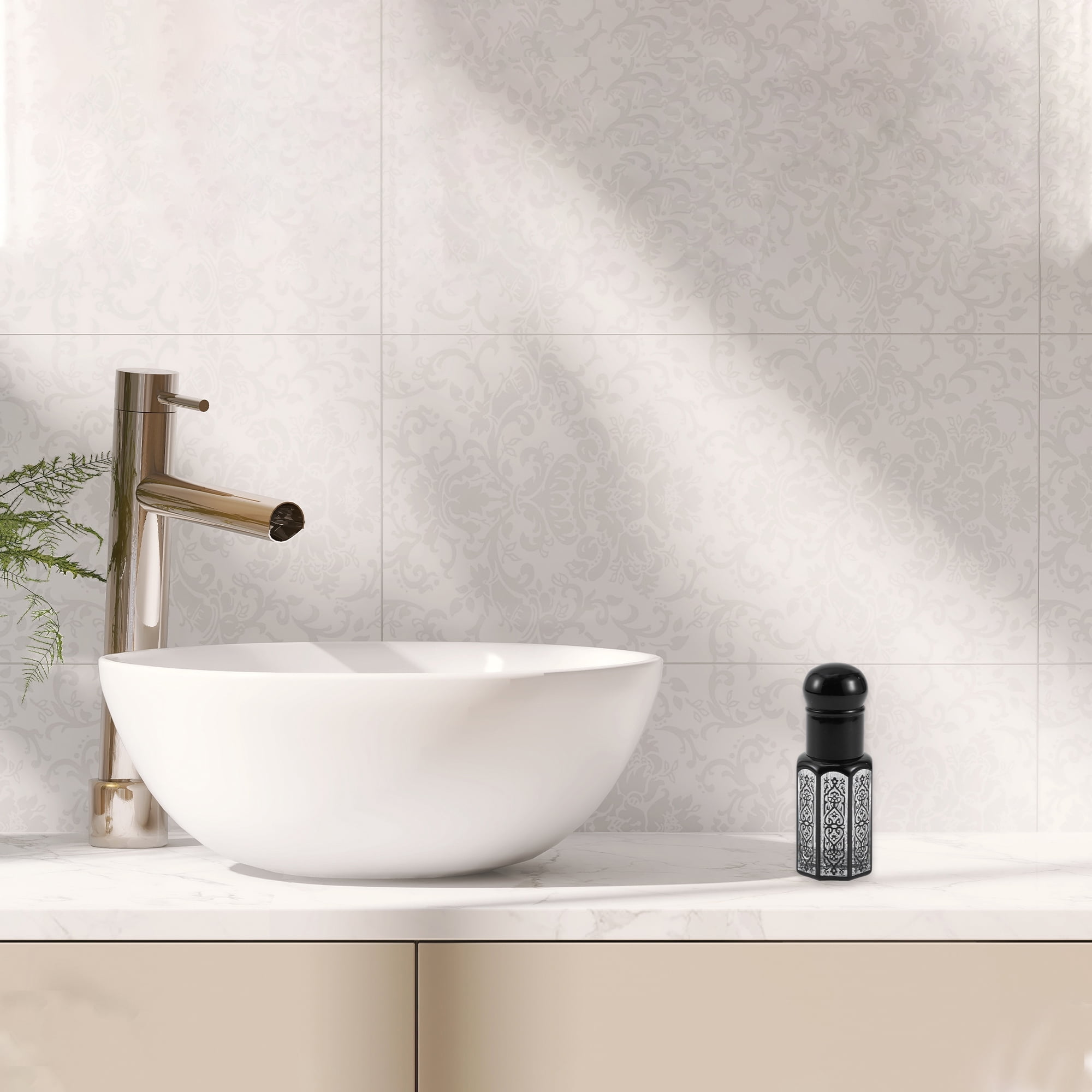 Unique Bargains Elegant Essential Oil Bottle for Bathroom 0.2oz 1 Pc Black