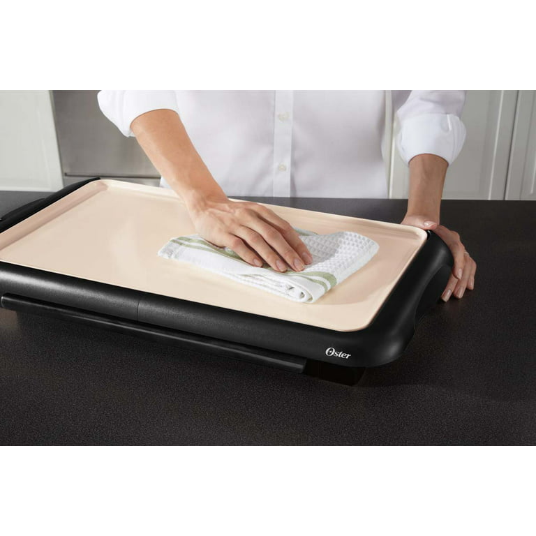 Hi Tek Electric Griddle, 1 Durable Countertop Griddle - 208/240V, 2765-3560W Operation, Stainless Steel Griddle, with Grease Tray, Adjustable Temperat RWT1019S