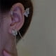thumbnail image 5 of Pendientes con forma de mariposa con forma de gancho para la oreja, sin orejas, con clip para la oreja, con borlas y temperamento de nicho, ligeros y lujosos para mujer, 5 of 6
