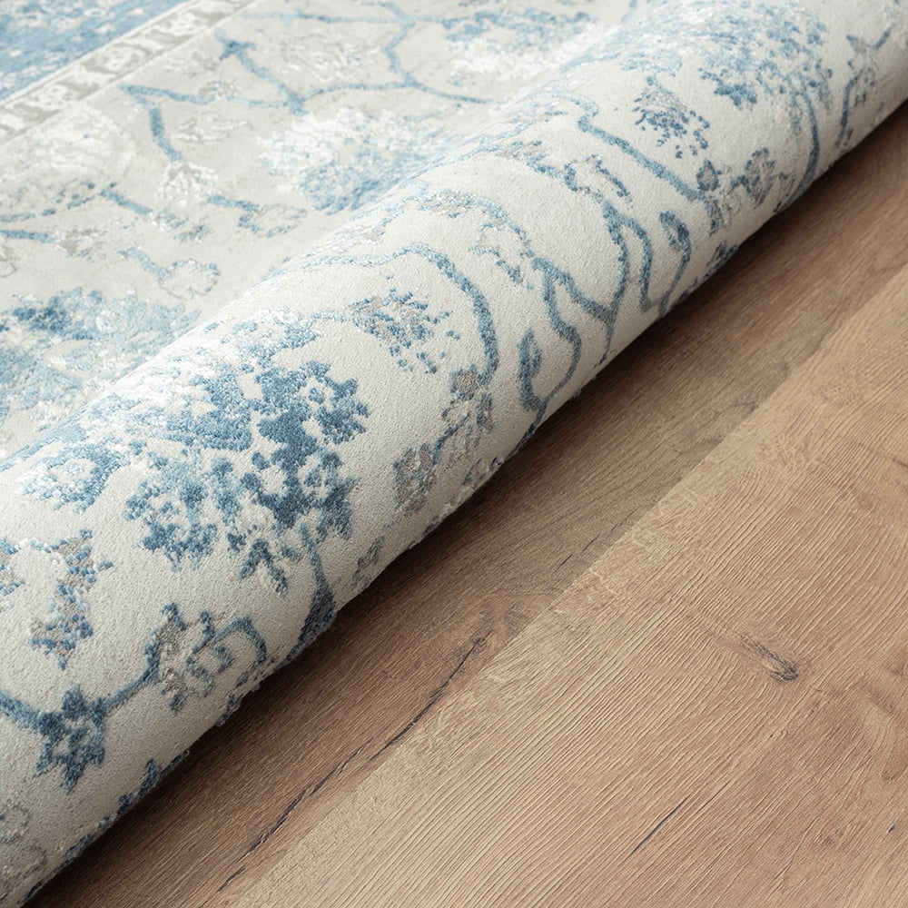 LR Home Isone Kate Blue/Ivory Transitional Floral Polyester Blend Area Rug, 4' x 6'