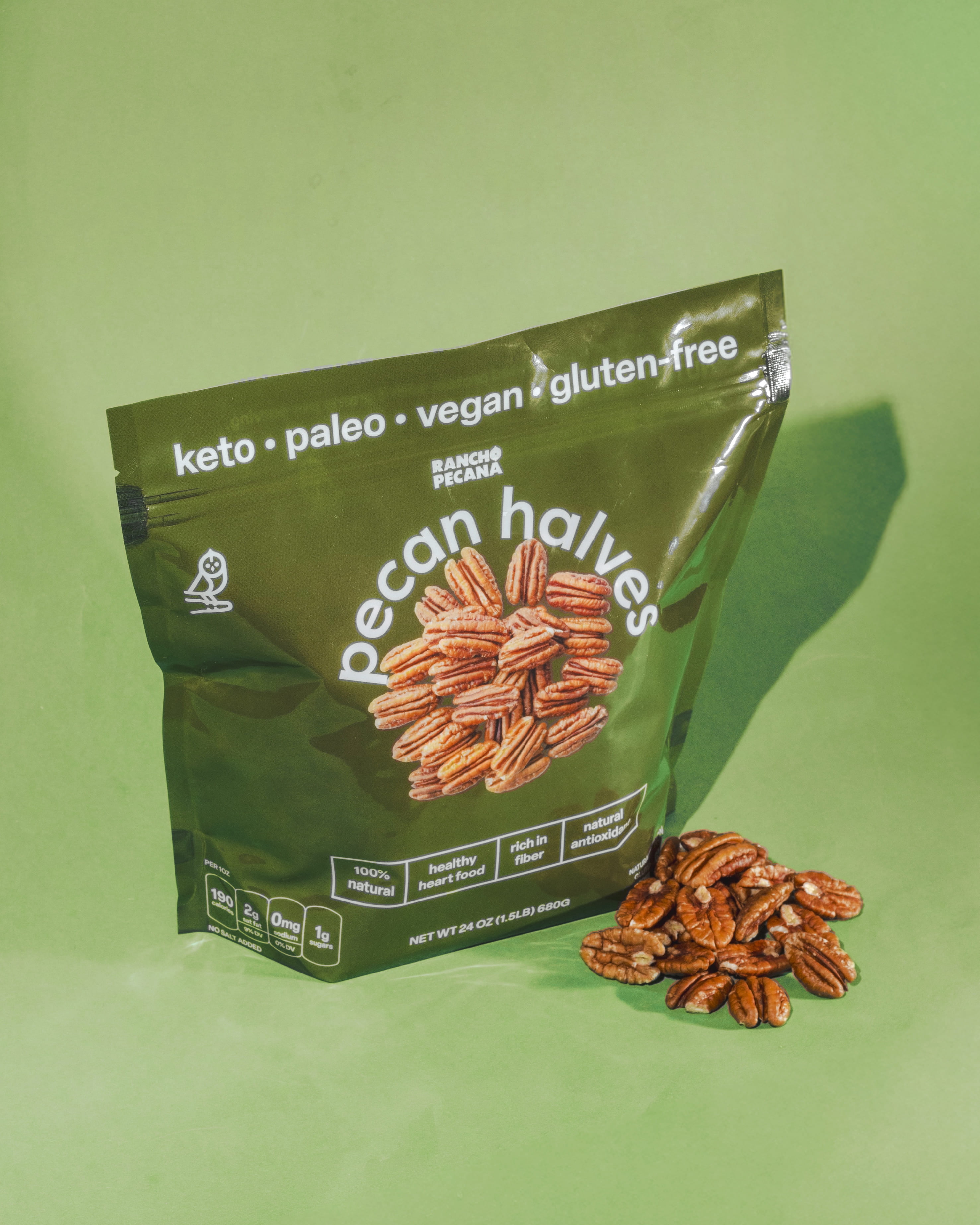 Rancho Pecana Premium Natural Pecan Halves 1.5 LB (24 Oz), Crispy Naturally Gluten-Free Pecan Nuts, Non-GMO, Grain-Free and Naturally Heart Healthy Pecans, Carefully Shelled