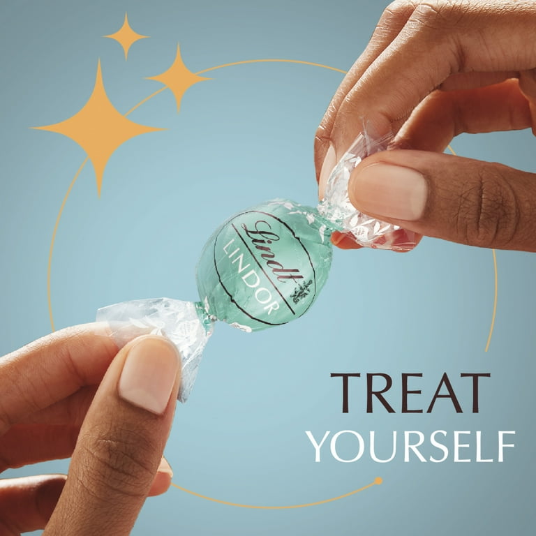 Lindt Lindor Milk Chocolate Truffles with Coconut, 8.5 oz. Bag