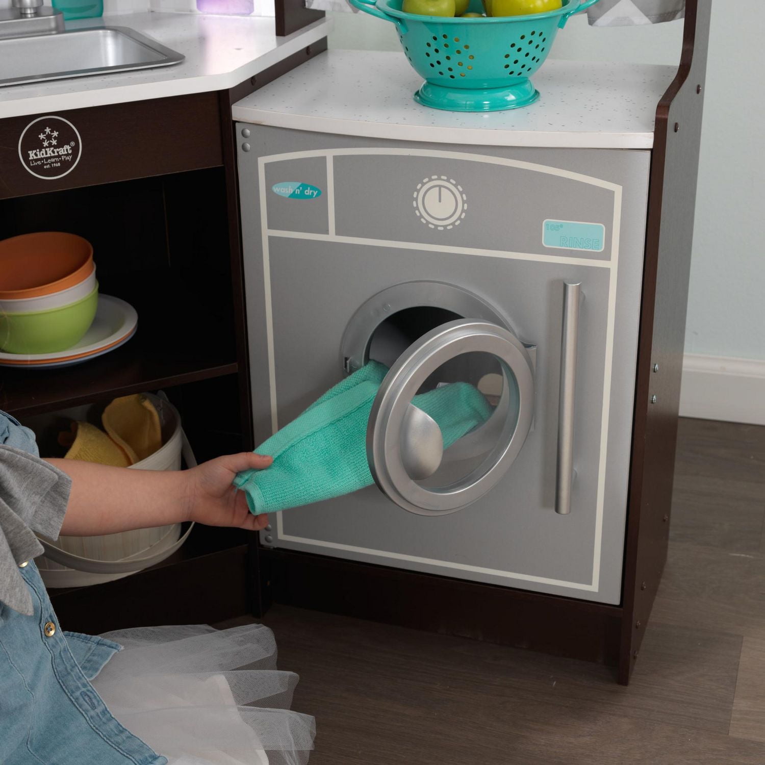 KidKraft Ultimate Corner Play Kitchen with Lights & Sounds - Espresso