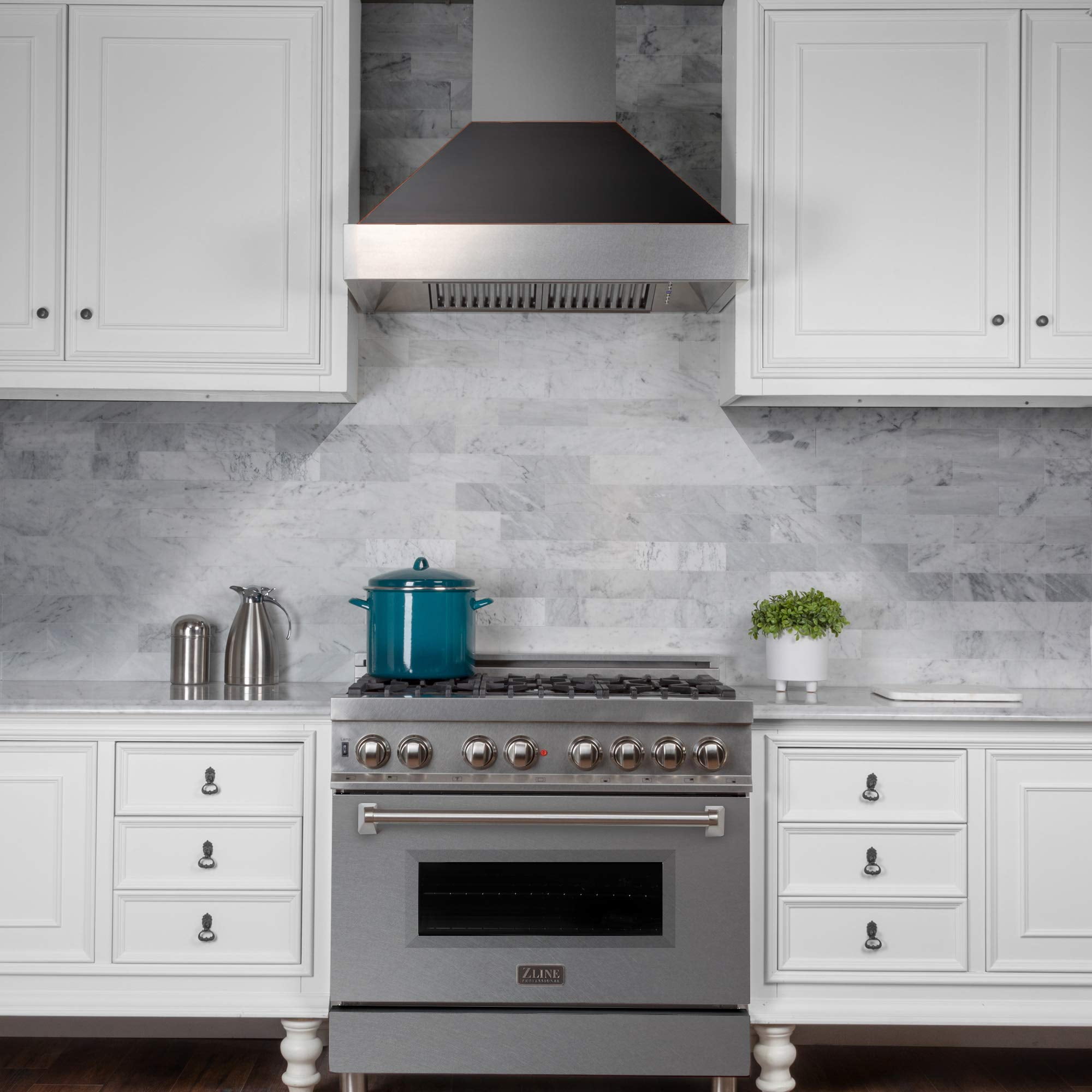 ZLine 8654ORB36 Snow Finish Range Hood With Oil Rubbed Bronze Shell