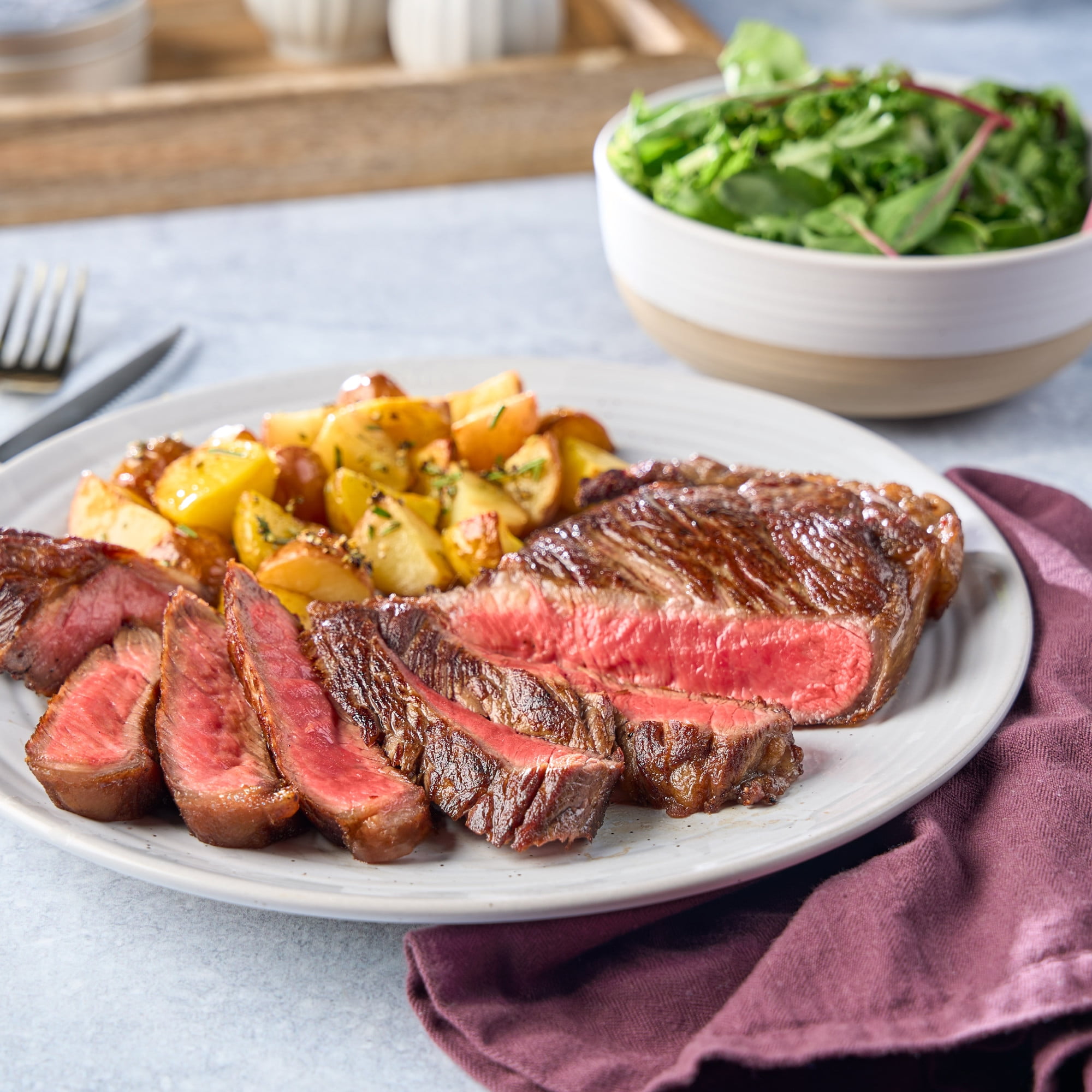 New York Strip Steak, Choice Angus Beef, 1 per Package, Fresh, 0.6 - 1.5 lb