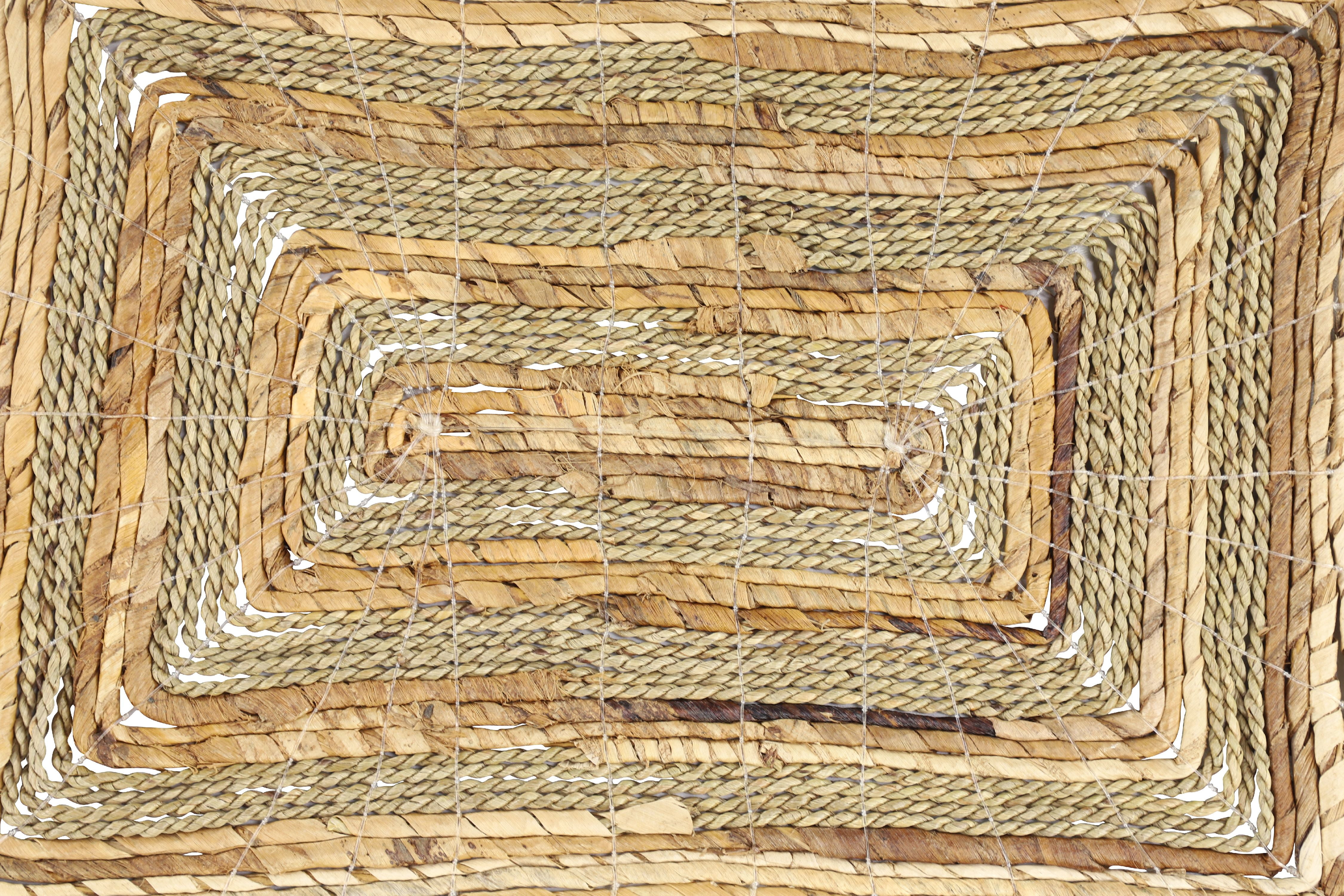 DecMode Rectangular Natural Banana Leaf Wicker & Seagrass Placemats, Set of 4: 20” x .5” Each