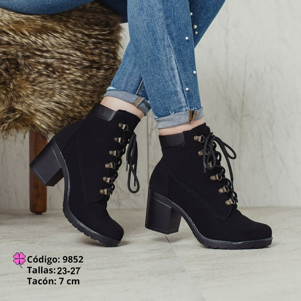 Botas de Dama Chic Shoes 9853 Talla 25 Chic Shoes Modelo 9852 Talla 26