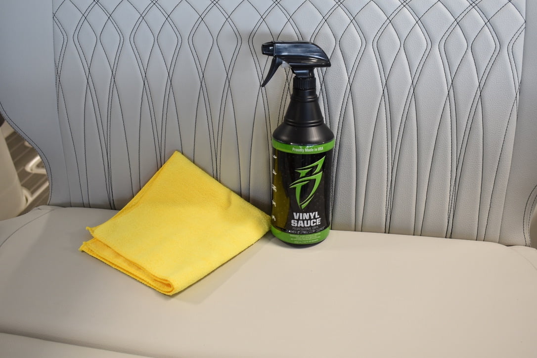 Boat Bling Vinyl Sauce, Leather and Carpet Boat Cleaner Detailer, 20 oz