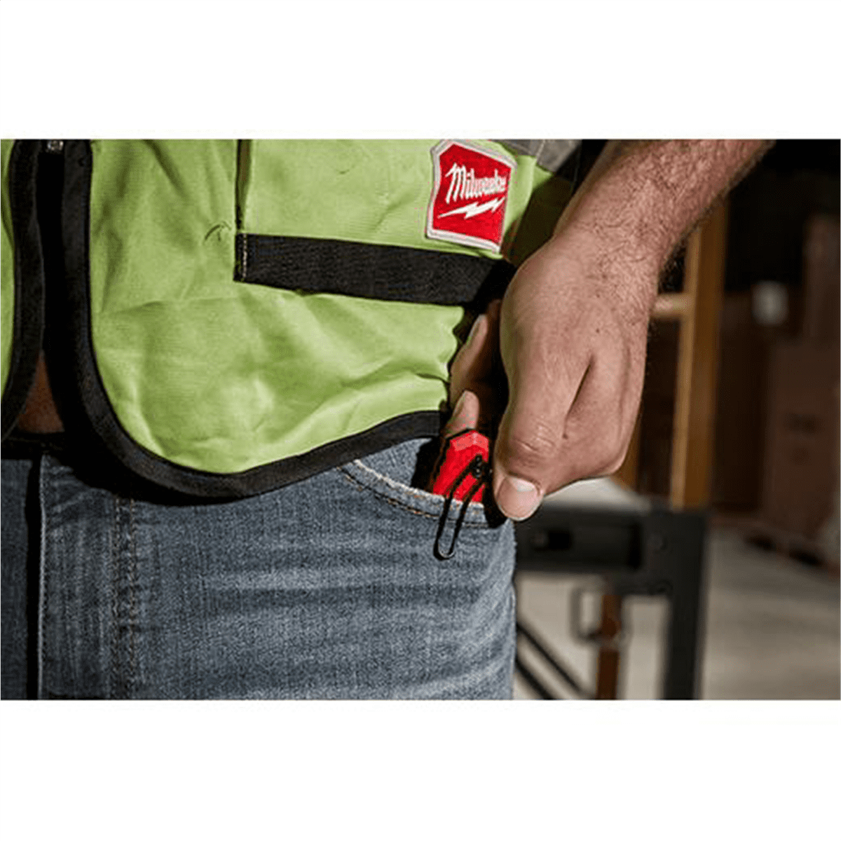 Milwaukee 48-22-1521 Compact Folding Knife with 2.5 in. Stainless Steel Blade - Compact for Pocketed Carry