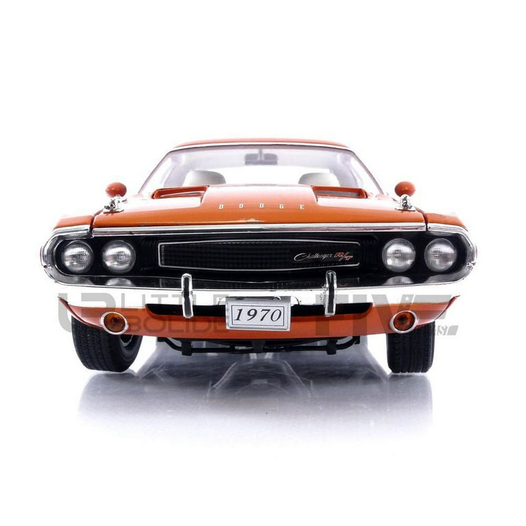 Greenlight 13630 1970 Dodge Challenger R-T Go Mango Orange Greenlight 13630 1970 Dodge Challenger R-T Go Mango Orange