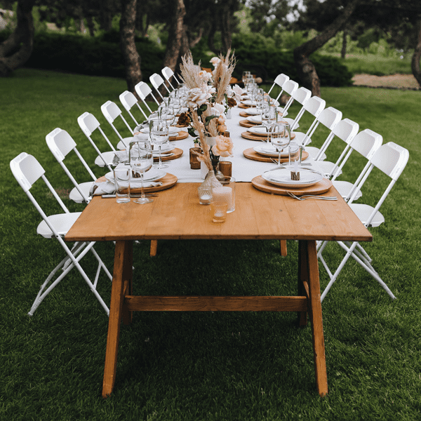 Alvantor 4 Pack Plastic Folding Chairs White Heavy Duty Indoor Outdoor Portable Stackable Chairs for Party Office Event Home