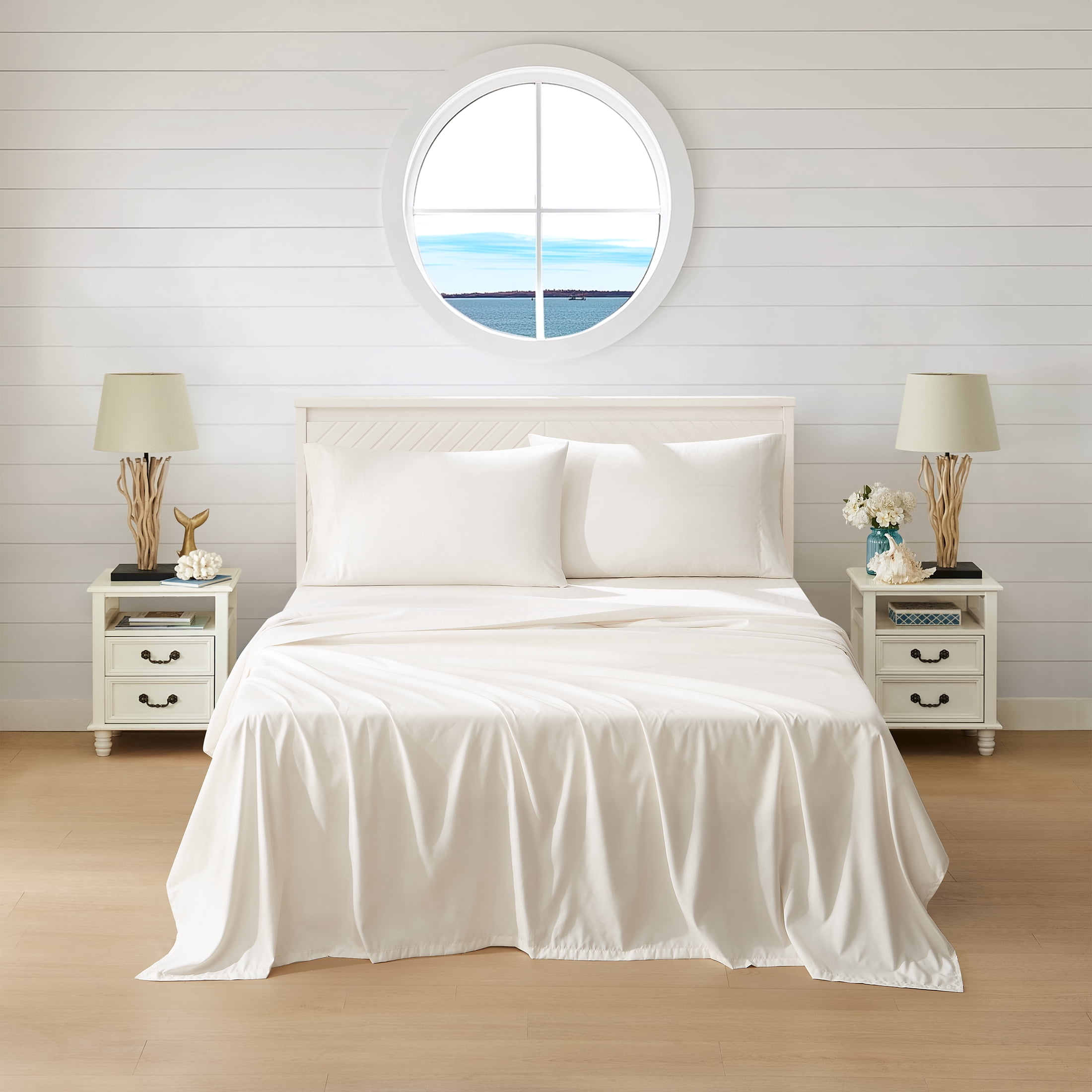 Coastal Living 4-Piece White Soft Brushed Microfiber Luxury Cooling Sheet Set, King